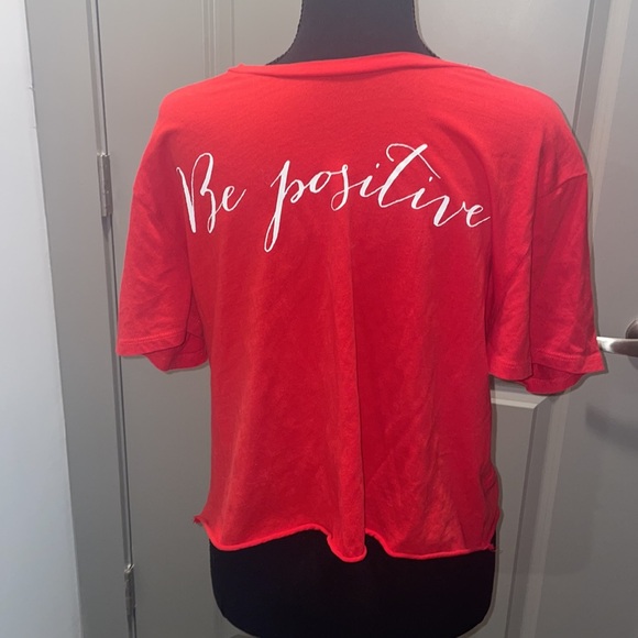 Red screen print t shirt - Picture 3 of 4